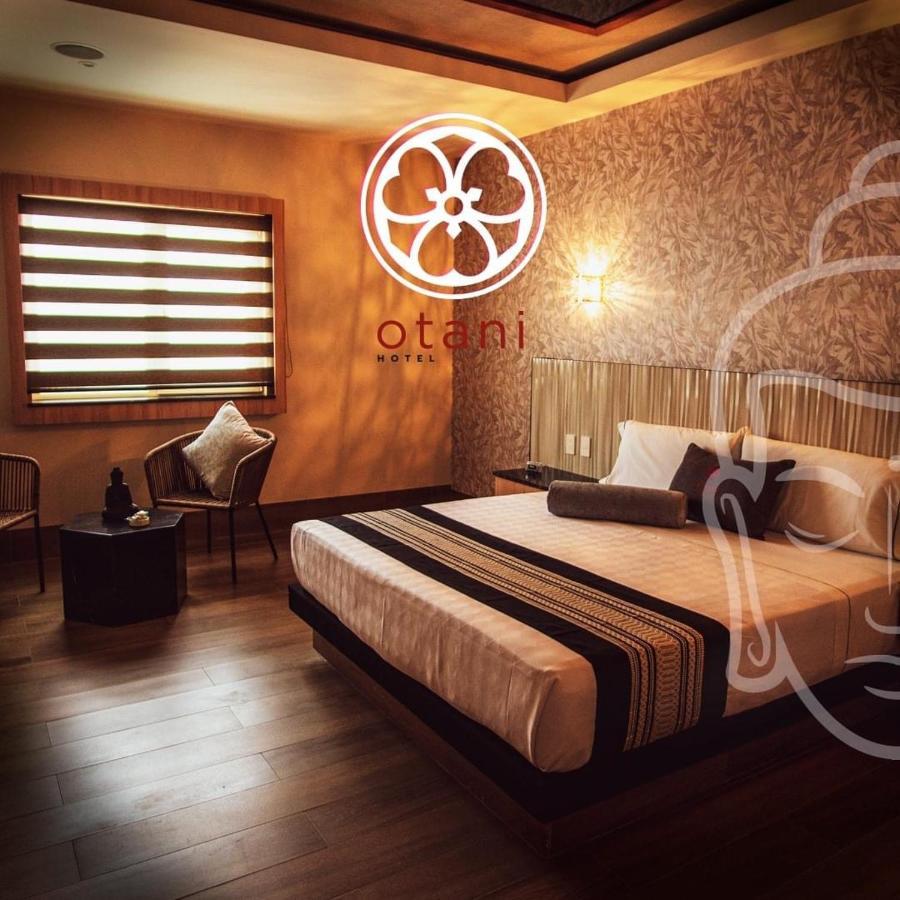 Otani Hotel Boutique Леон Екстериор снимка